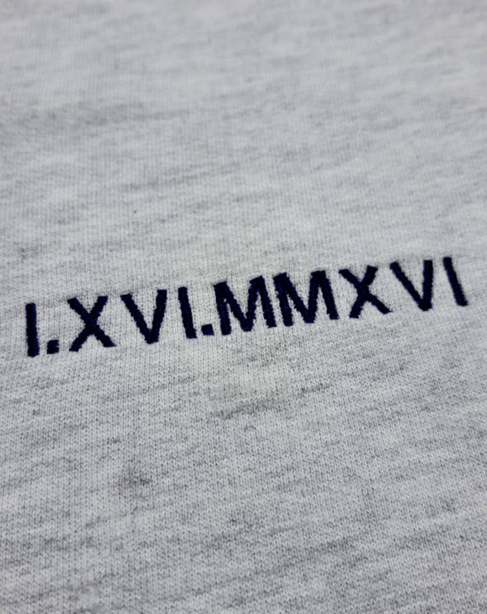 sudadera_gris_personalizada_Anitials