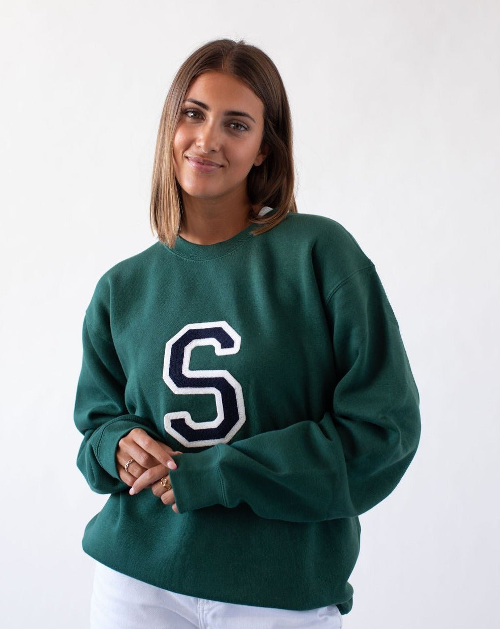 DARK GREEN SWEATSHIRT | LARGE INITIAL CURL