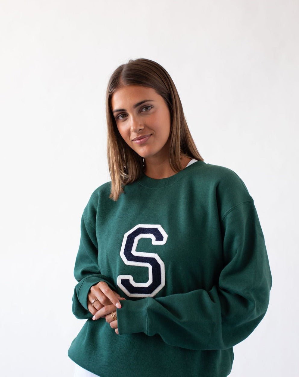 DARK GREEN SWEATSHIRT | LARGE INITIAL CURL