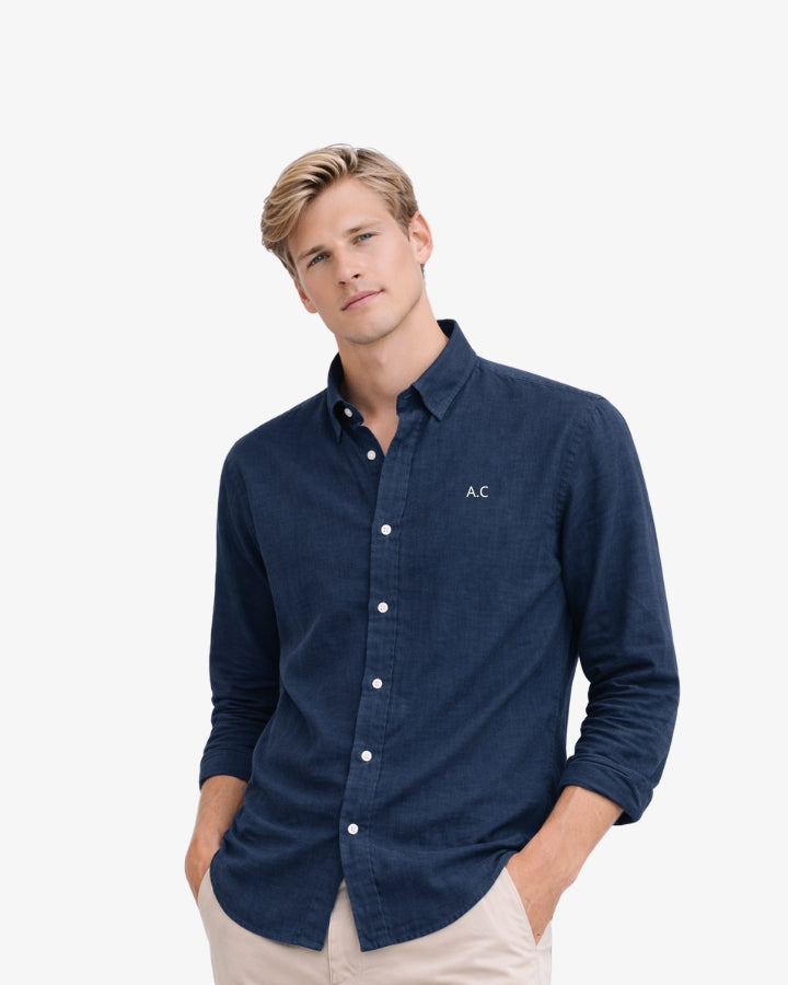 CAMISA AZUL MARINO | BORDADO MINIMALISTA