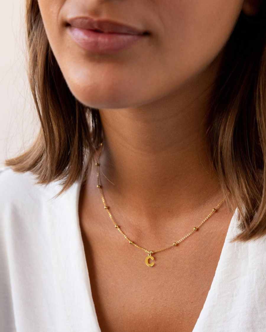COLLAR_BOLITAS_ORO_UNA_O_M_S_INICIALES_MINI_ANITIALS