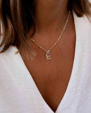 COLLAR_BOLITAS_PLATA_UNA_O_MAS_INICIALES_MIDI_ANITIALS