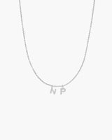 COLLAR CLASSIC PLATA | UNA O MÁS INICIALES MINI