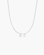 COLLAR_CLASSIC_PLATA_UNA_O_M_S_INICIALES_MINI_ANITIALS_2