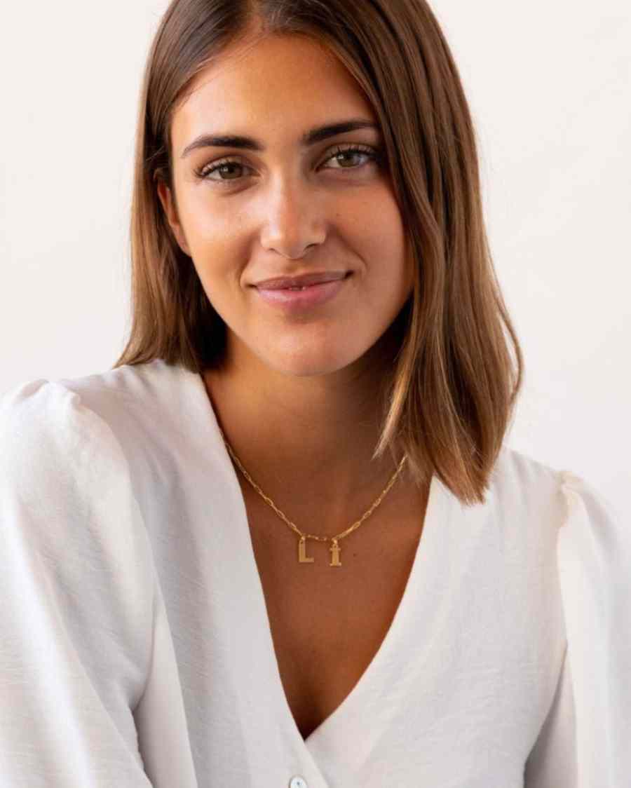 COLLAR_ESLABONES_ORO_UNA_O_MAS_INICIALES_MIDI_ANITIALS_2