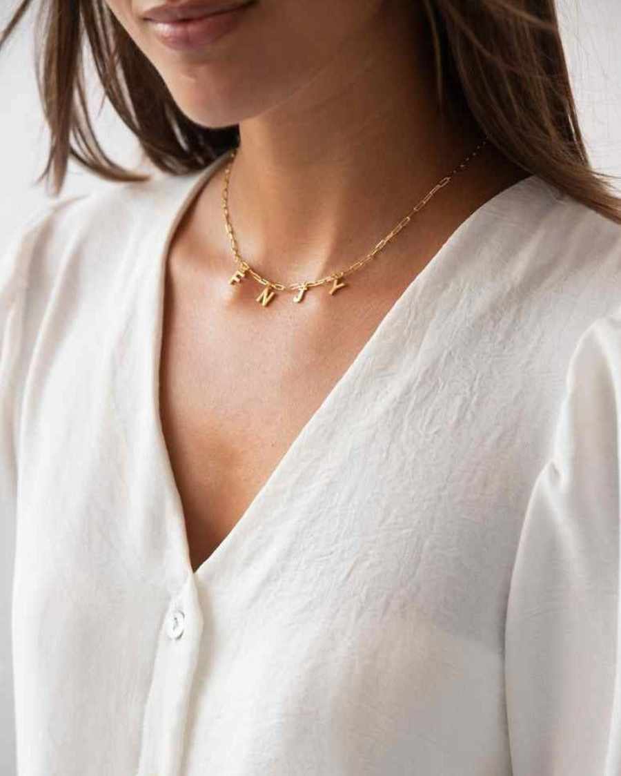 COLLAR_ESLABONES_ORO_UNA_O_M_S_INICIALES_MINI_ANITIALS_2