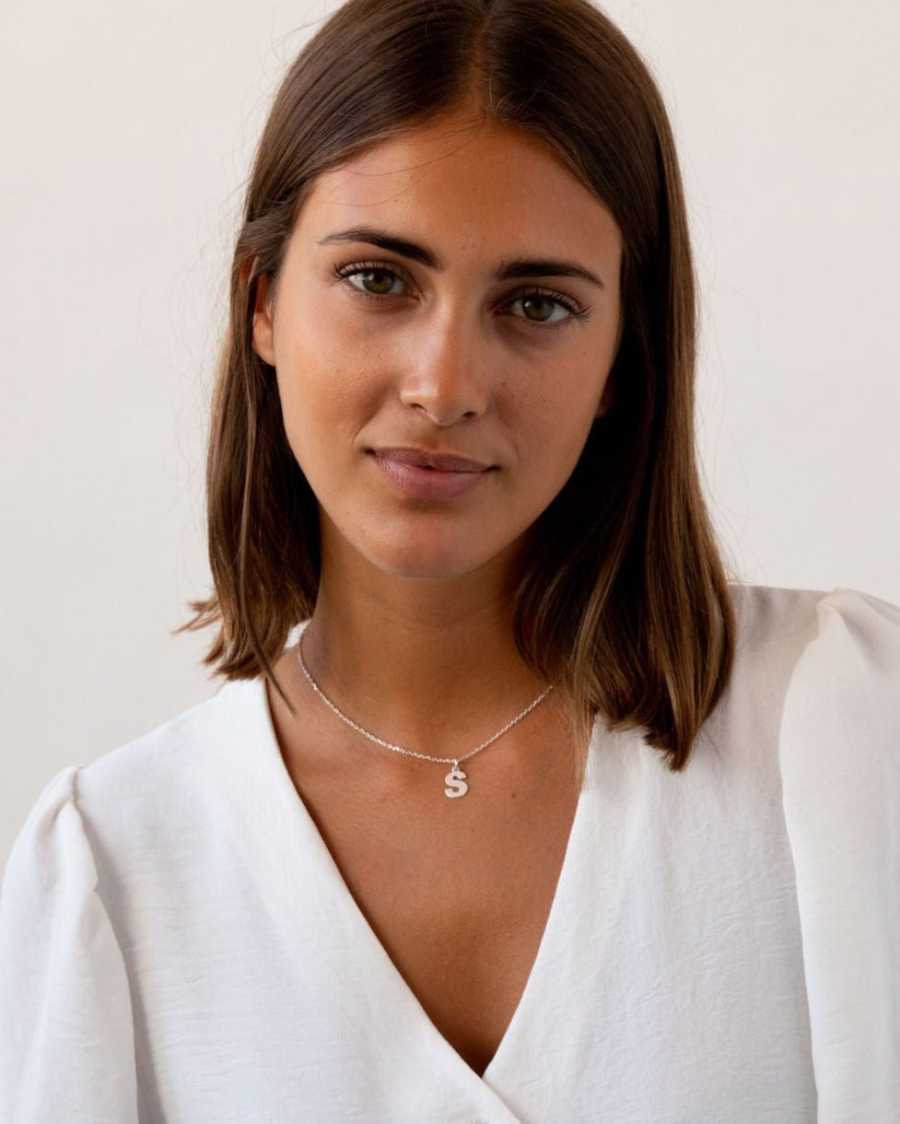 COLLAR_INICIAL_MIDI_PLATA_ANITIALS_1