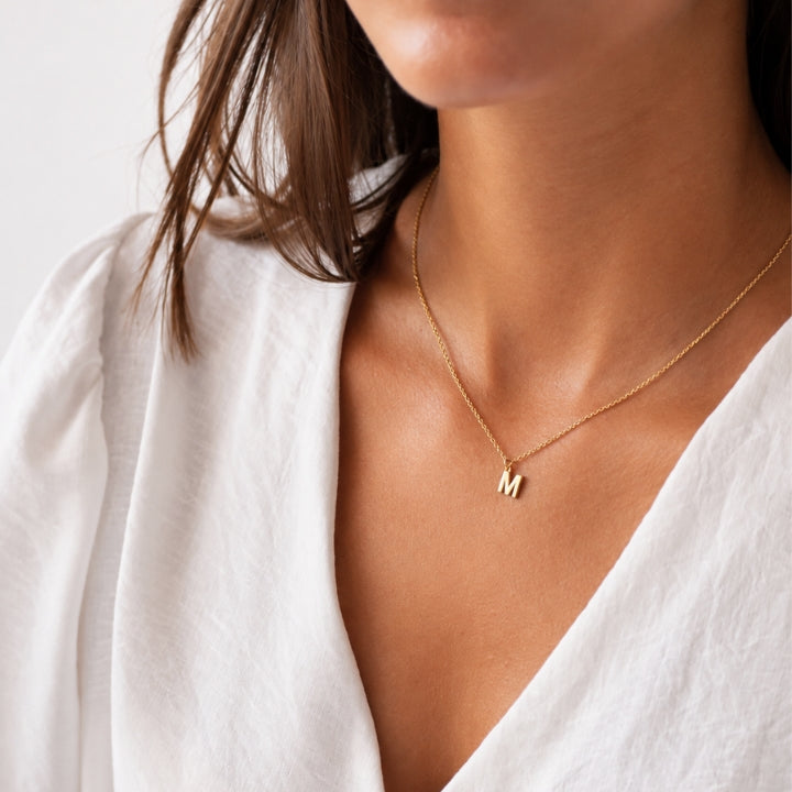 COLLAR INICIAL MINI ORO