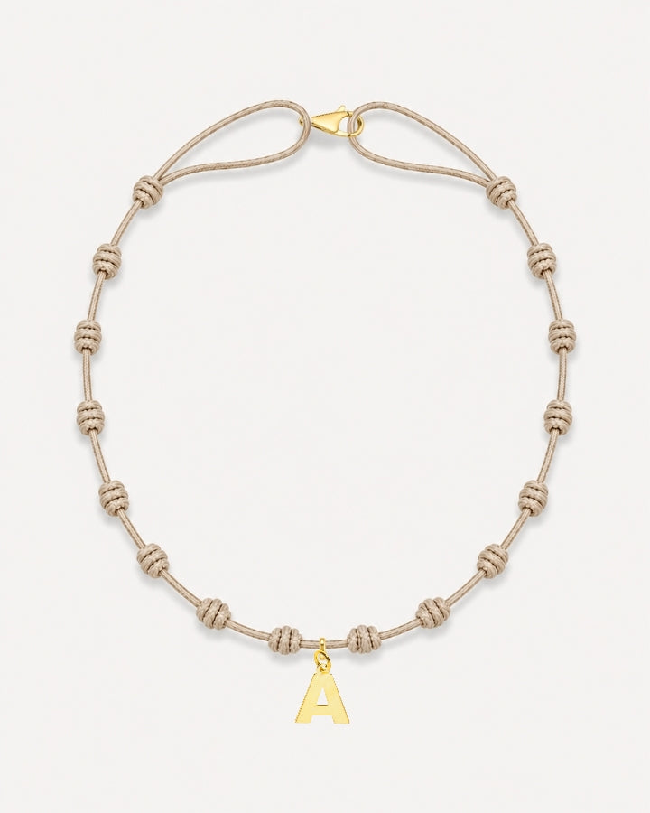 COLLAR NUDOS BEIGE | INICIAL