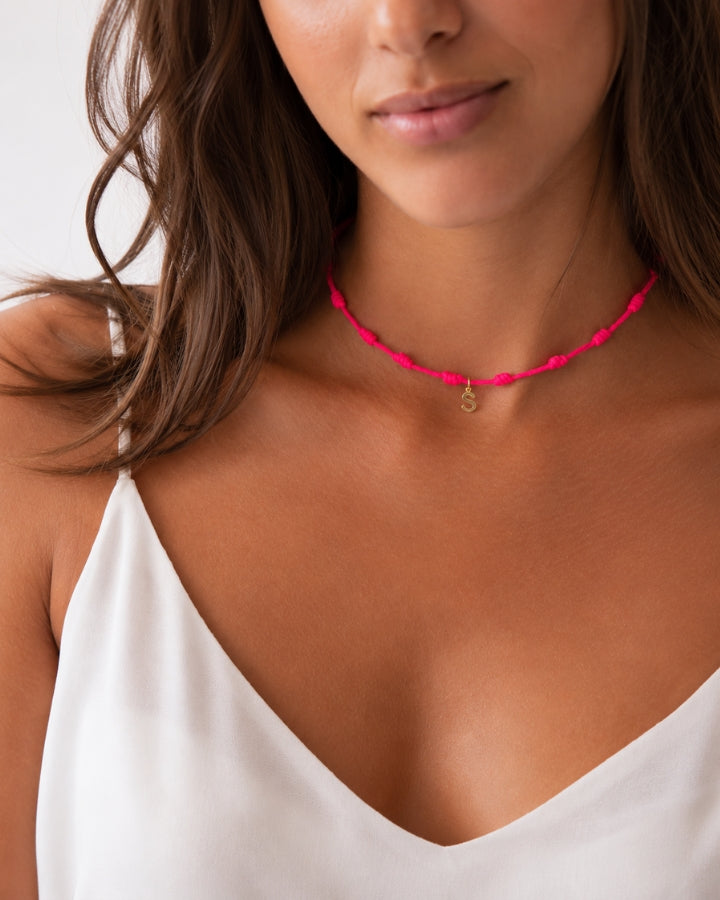 COLLAR NUDOS FUCHSIA | INICIAL