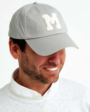 GORRA GREY | INICIAL 3