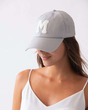 GORRA GREY | INICIAL 4