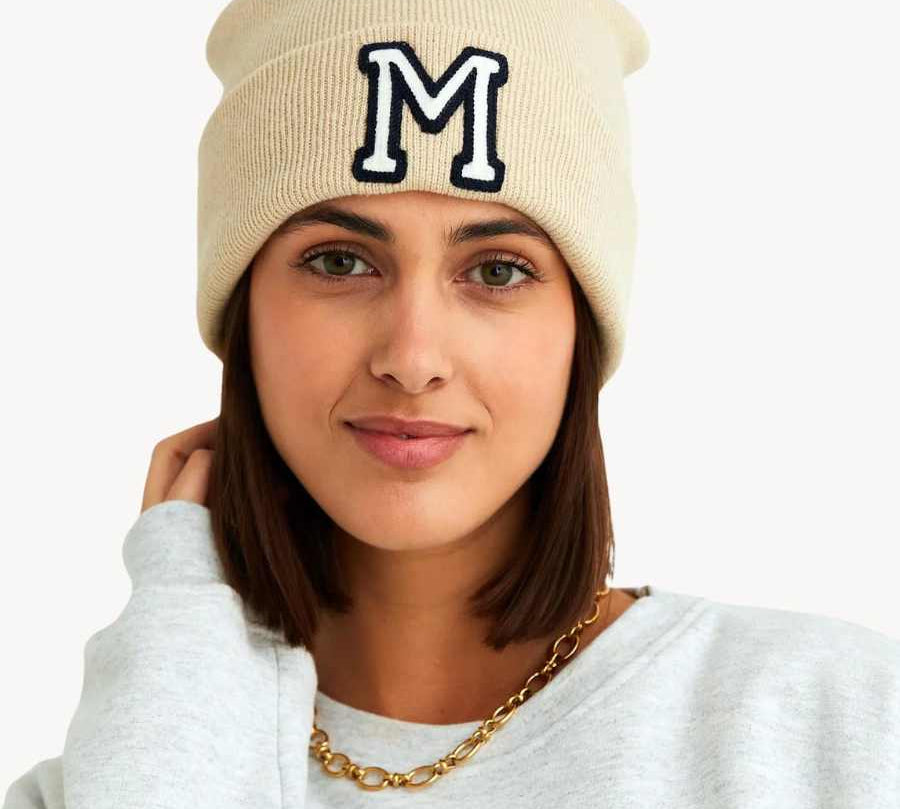 GORRO BEIGE | INICIAL