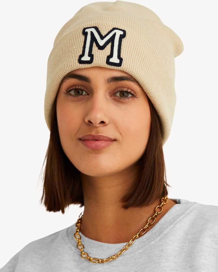 GORRO BEIGE | INICIAL 2