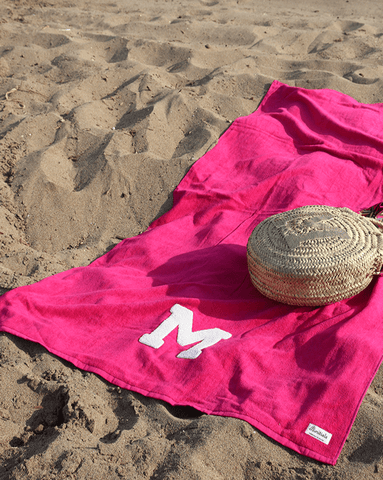 FUCHSIA TOWEL | LARGE CURL INITIAL