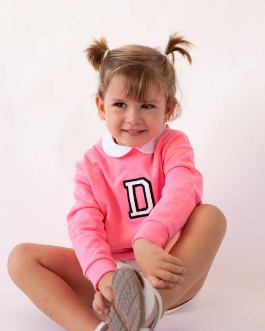 KIDS - SUDADERA FUCHSIA | INICIAL 