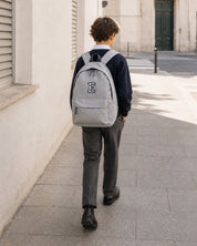 MOCHILA GRANDE GRIS CLARO |  INICIAL
