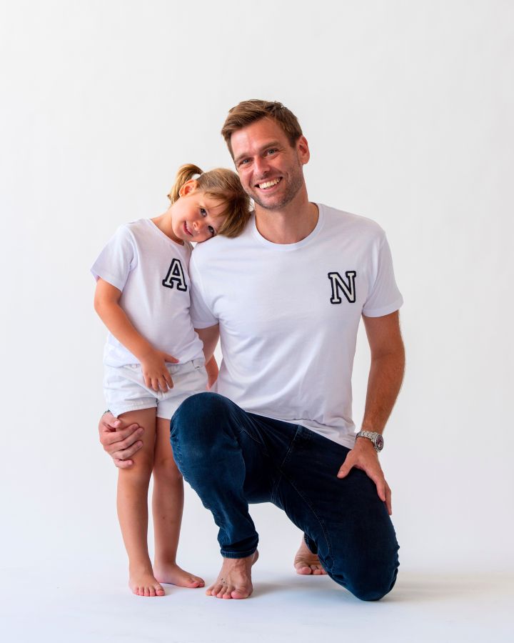 PACK DE 2: CAMISETAS INICIAL | 1 ADULTO + 1 KID