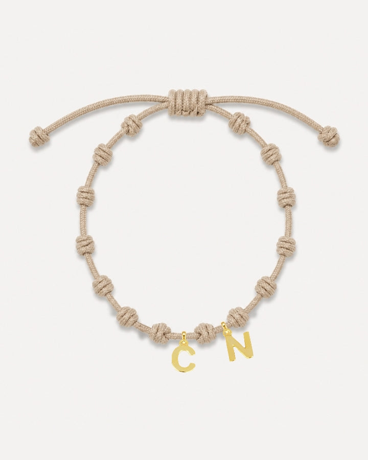 PULSERA NUDOS BEIGE | INICIAL MINI