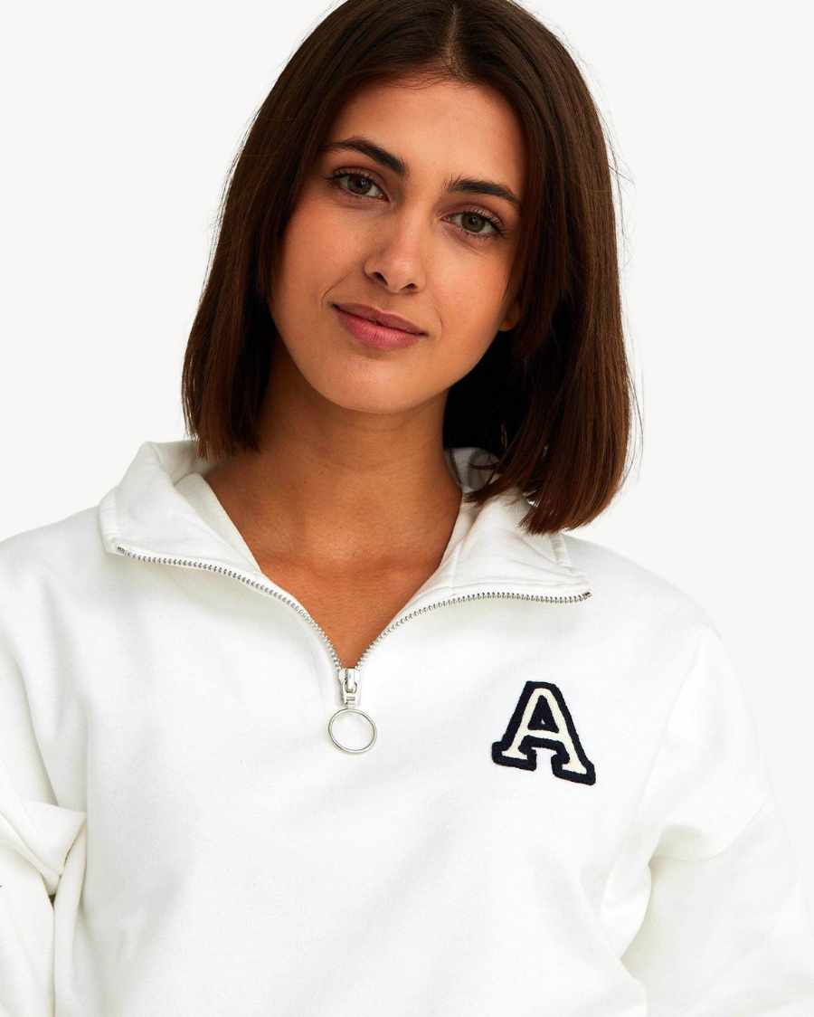 SUDADERA_CROP-ZIPPER_ARCTIC_WHITE_INICIAL_ANITIALS
