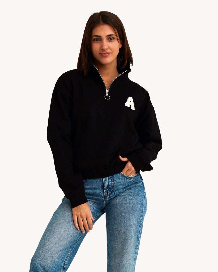 SUDADERA_CROP-ZIPPER_BLACK_INICIAL_ANITIALS_5