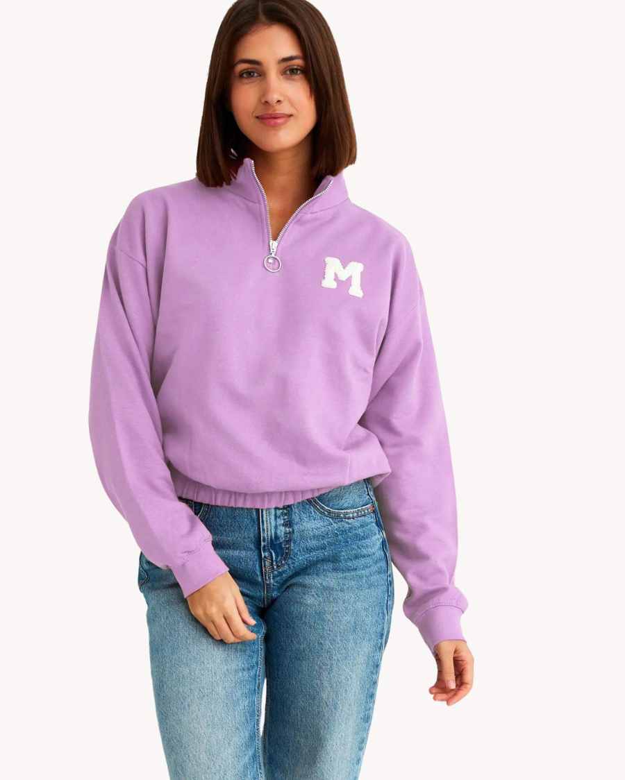 SUDADERA_CROP-ZIPPER_MAUVE_INICIAL_ANITIALS_5