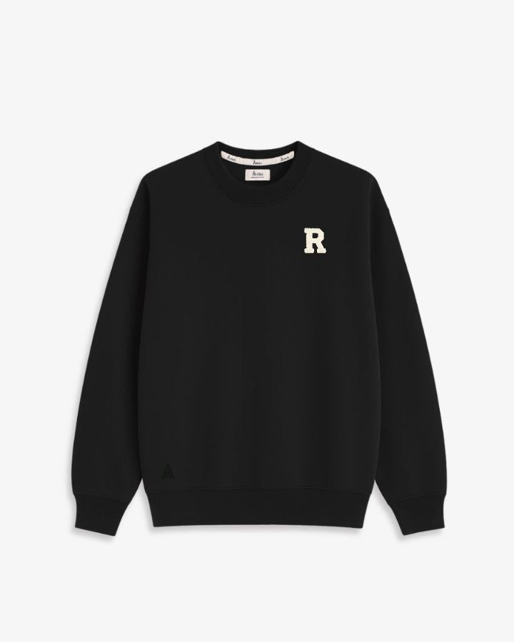 SUDADERA NEGRA | INICIAL