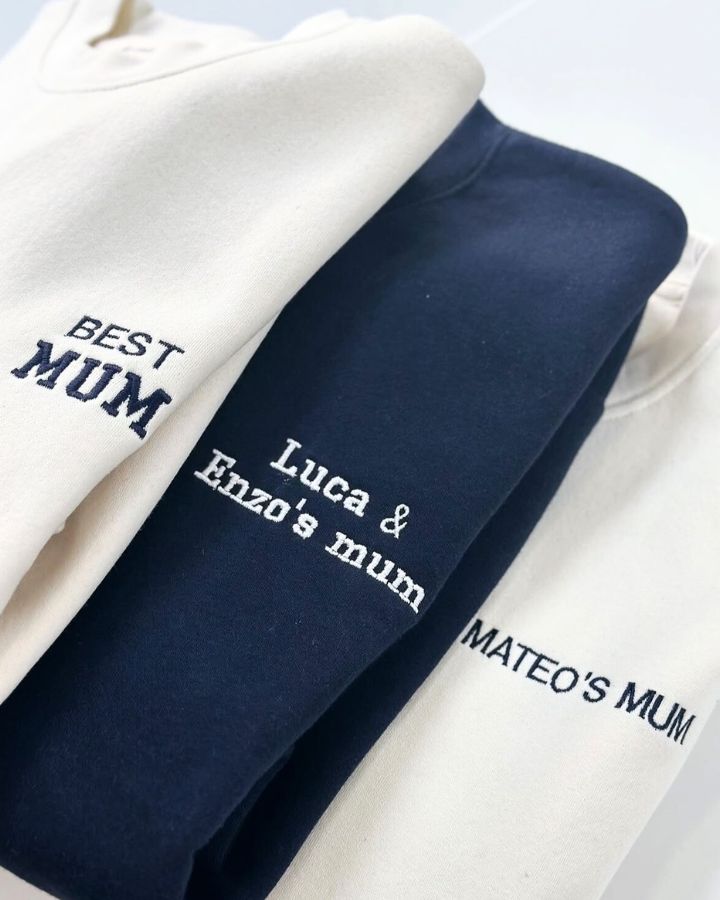 SUDADERA OFF WHITE | BORDADO PERSONALIZADO