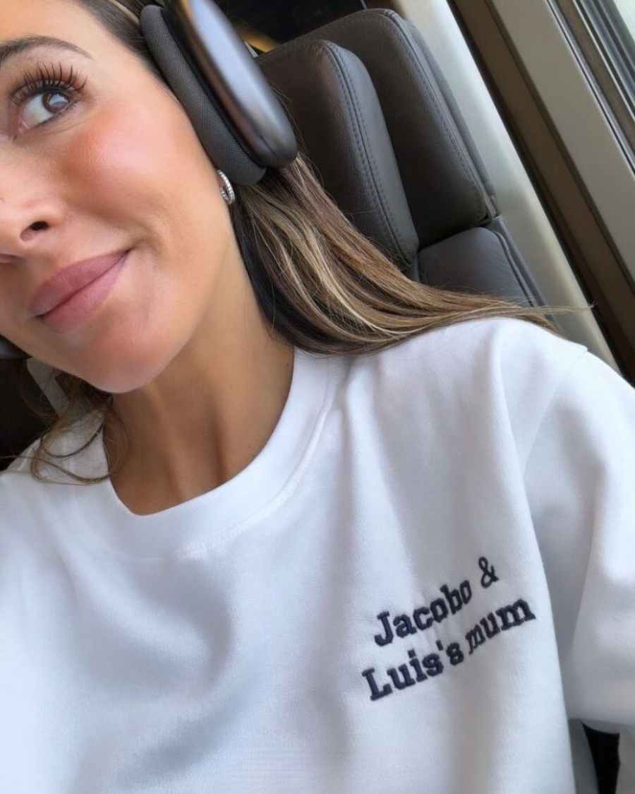 SUDADERA_UNISEX_ARCTIC_WHITE_PERSONALIZADA_ANITIALS