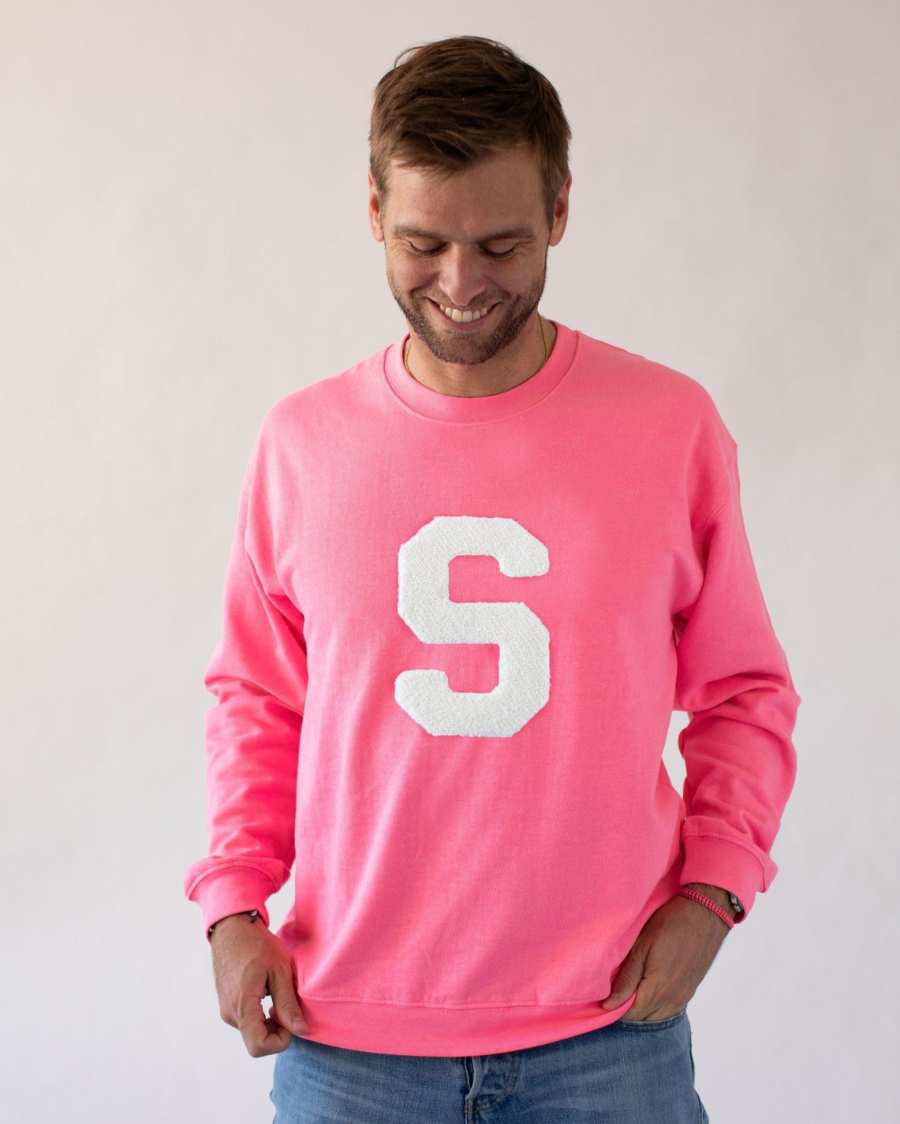 SUDADERA_UNISEX_FUCHSIA_INICIAL_ANITIALS_8
