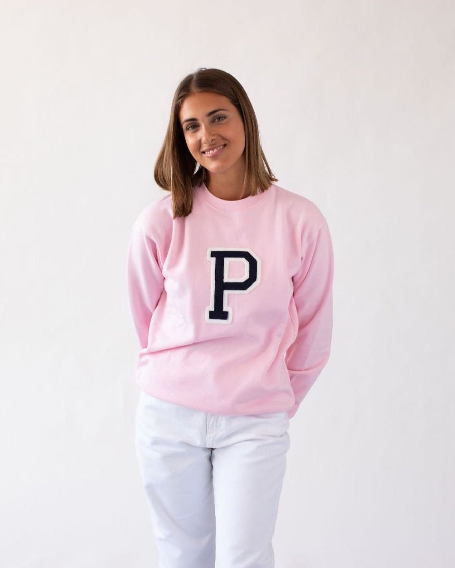SUDADERA_UNISEX_LIGHT_PINK_INICIAL_ANITIALS_5