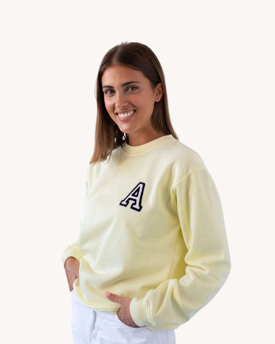 SUDADERA_UNISEX_LIGHT_YELLOW_INICIAL_ANITIALS_6