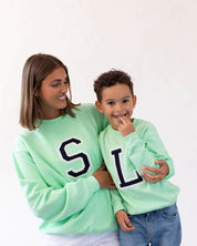 SUDADERA_UNISEX_MINT_INICIAL_ANITIALS_12