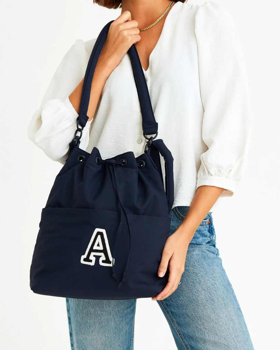 THE_ANITIALS_BAG_NAVY_BLUE_INICIAL_MINI_ANITIALS_1