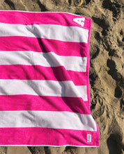 TOALLA RAYAS FUCSIA | UNA O MÁS INICIALES MINI