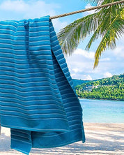 TOALLA RAYAS HORIZONTALES TURQUESA | UNA O MÁS INICIALES GRANDES