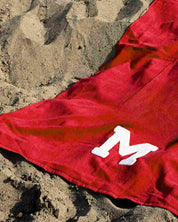 TOALLA_ROJA_UNA_O_M_S_INICIALES_GRANDES_ANITIALS