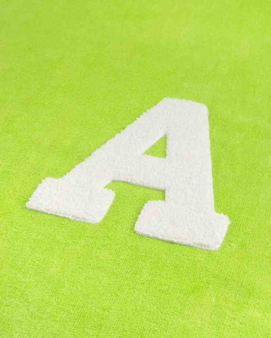 TOALLA_VERDE_PISTACHO_UNA_O_M_S_INICIALES_MINI_ANITIALS_2