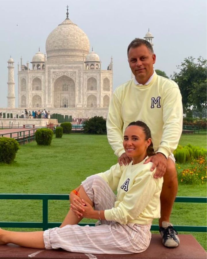 pack_sudaderas_light_yellow_Anitials_2