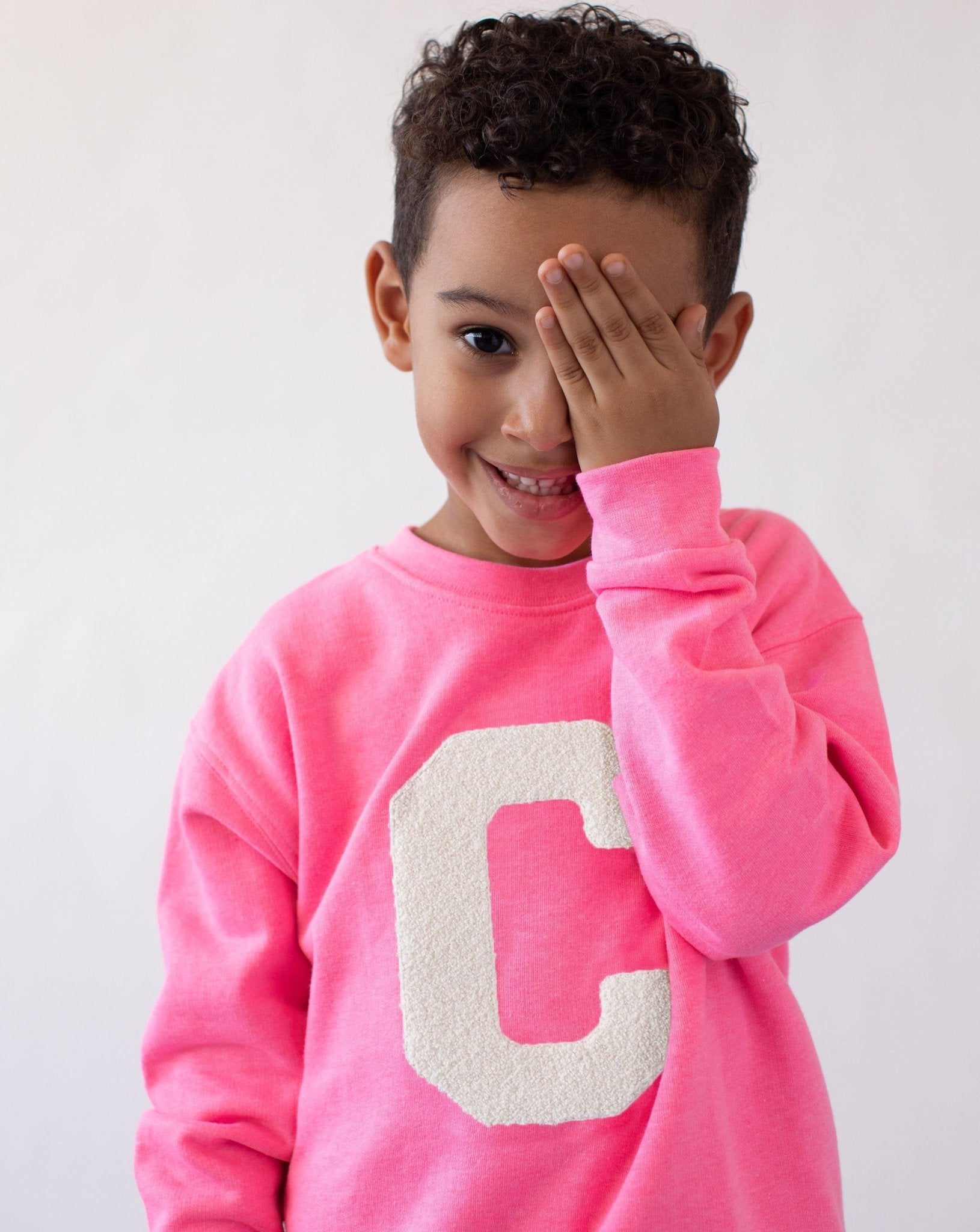 KIDS - SUDADERA FUCSIA | INICIAL GRANDE RIZO