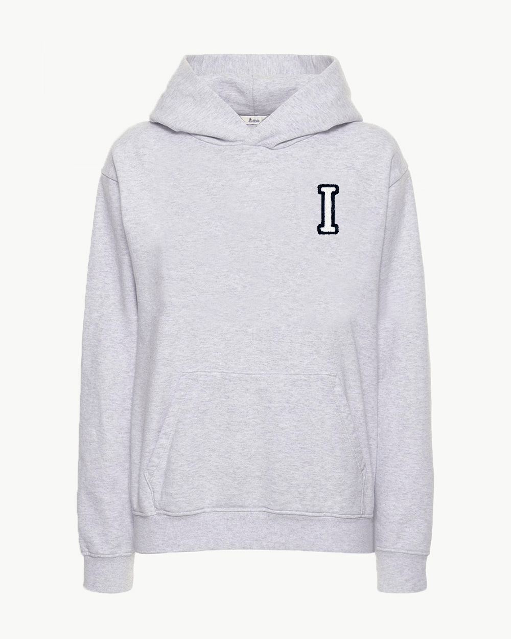 sudadera-hoodie-gris-inicial-mini-letra-i