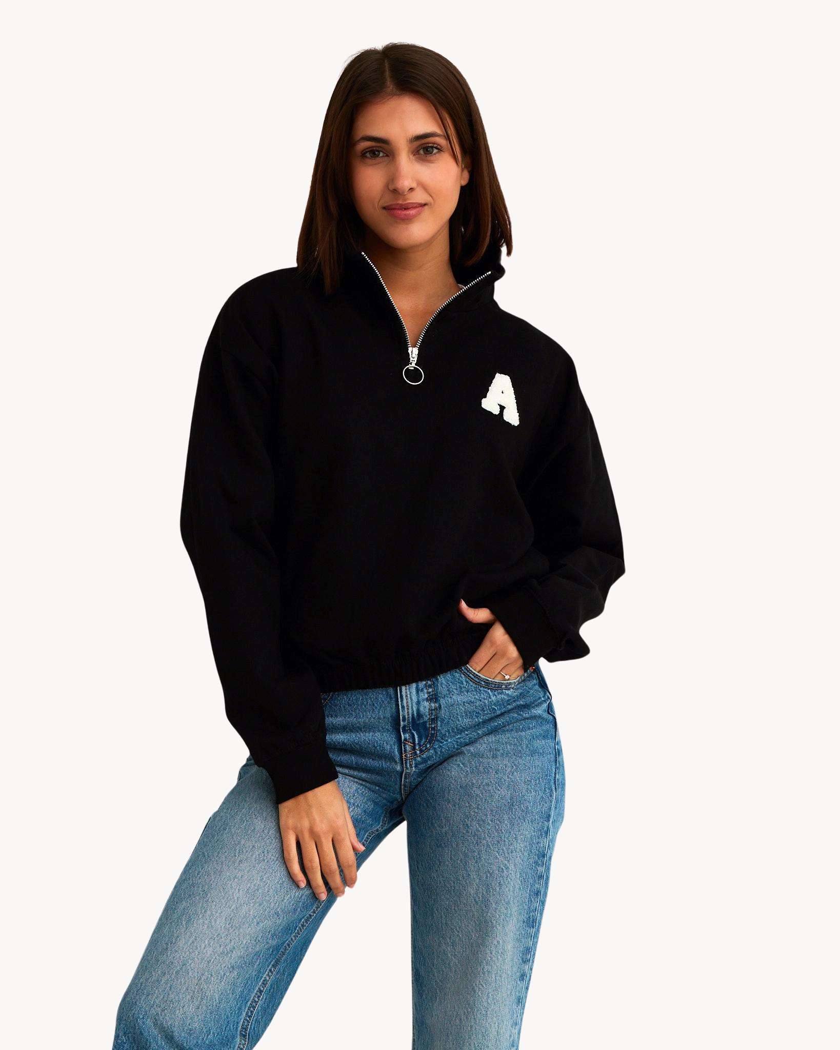 sudadera_crop_black_inicial_Anitials