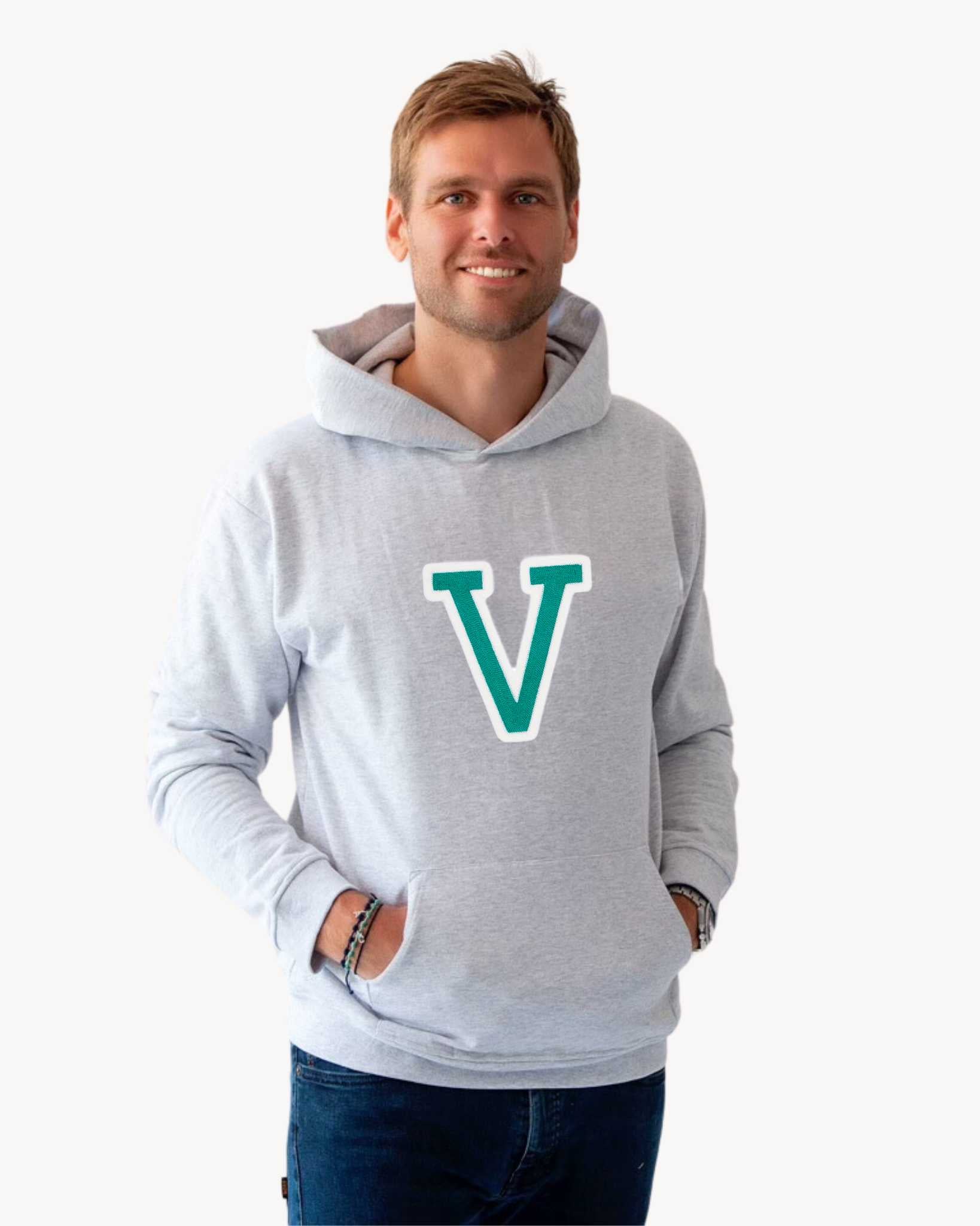 sudadera_hoodie_gris_inicial_mini_Anitials_25