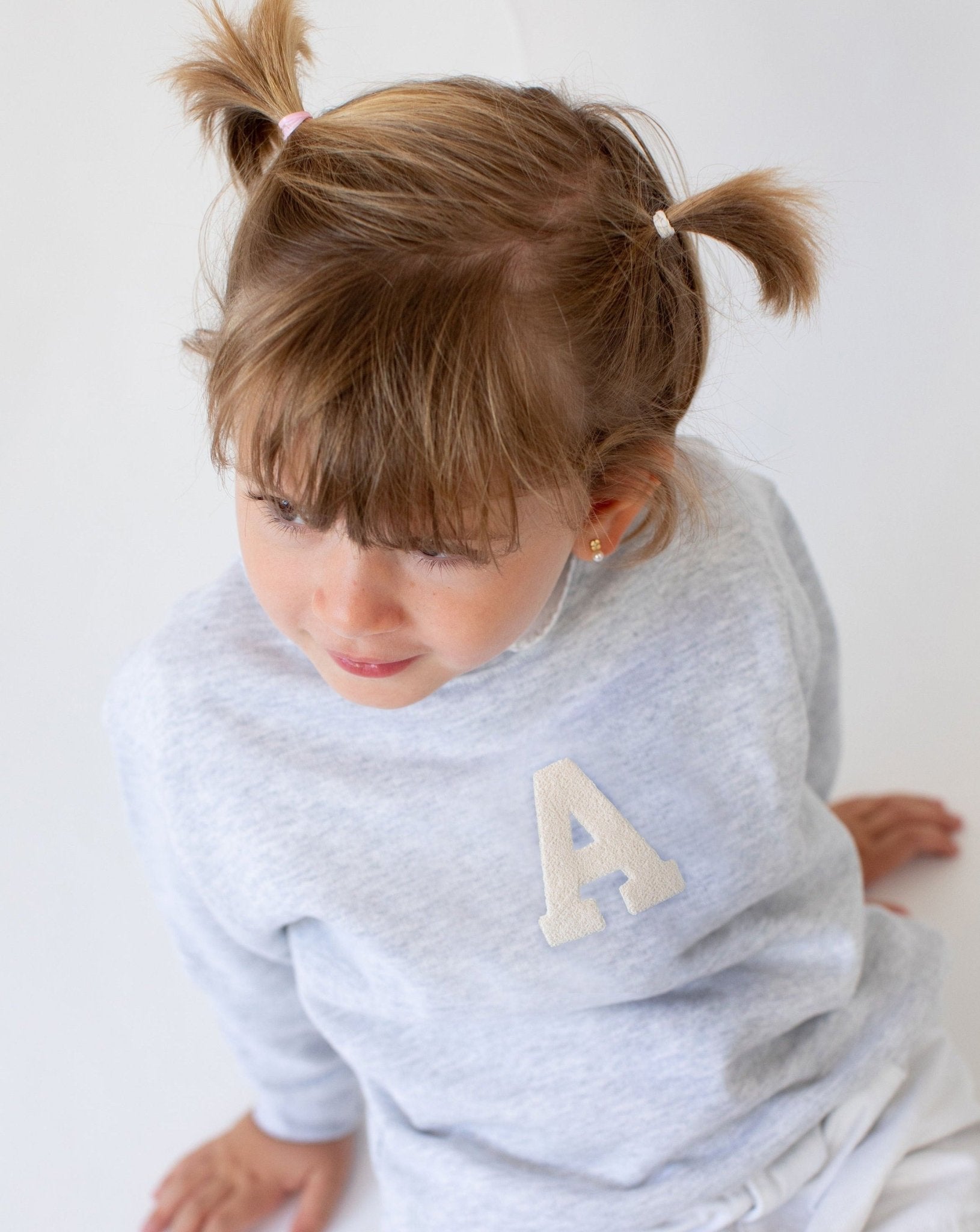 sudadera_kids_gris_Anitials_9