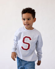 sudadera_kids_gris_inicial_granate_Anitials_1