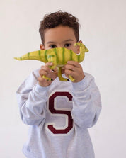 sudadera_kids_gris_inicial_granate_Anitials_3