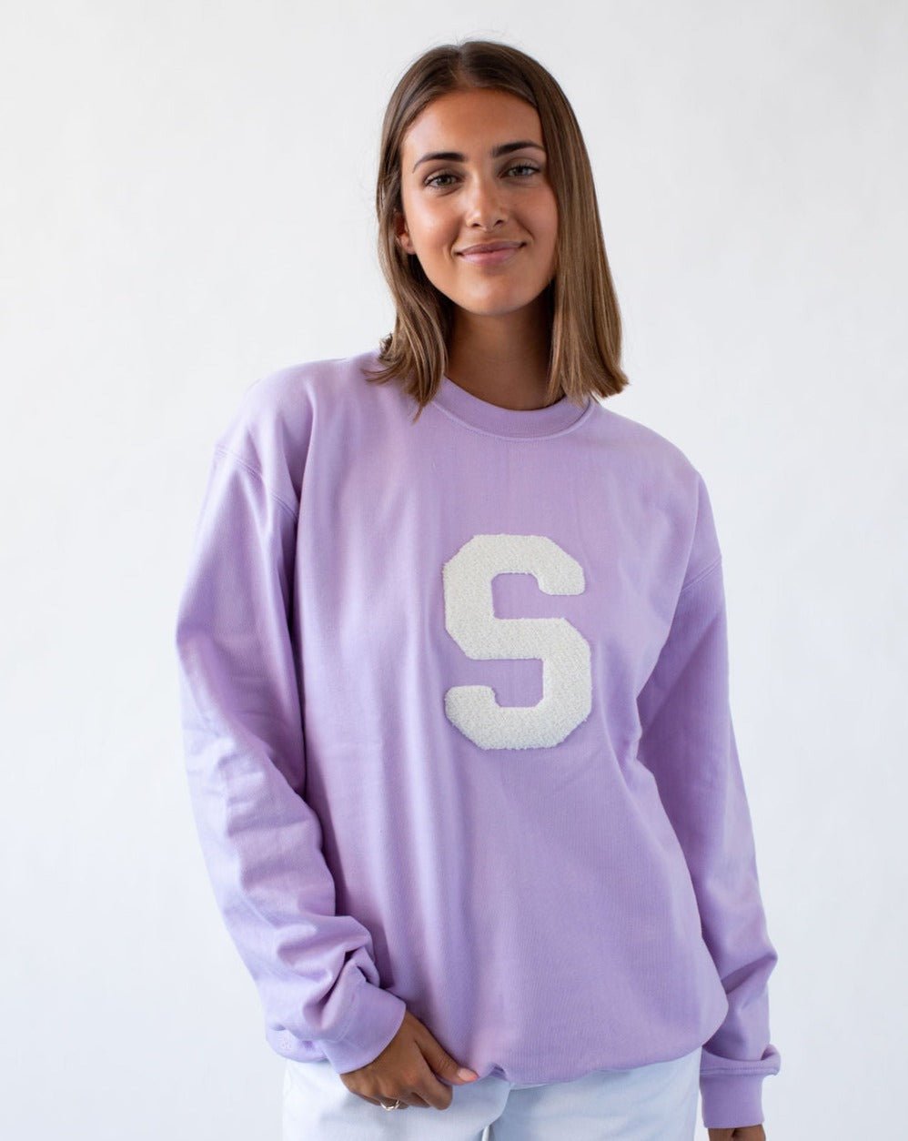 sudadera_malva_inicial_Anitials_4
