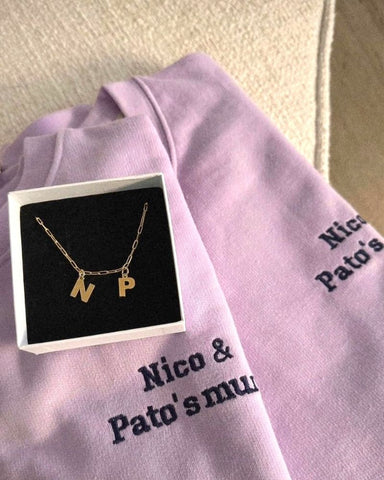 sudadera_malva_personalizada_Anitials_1