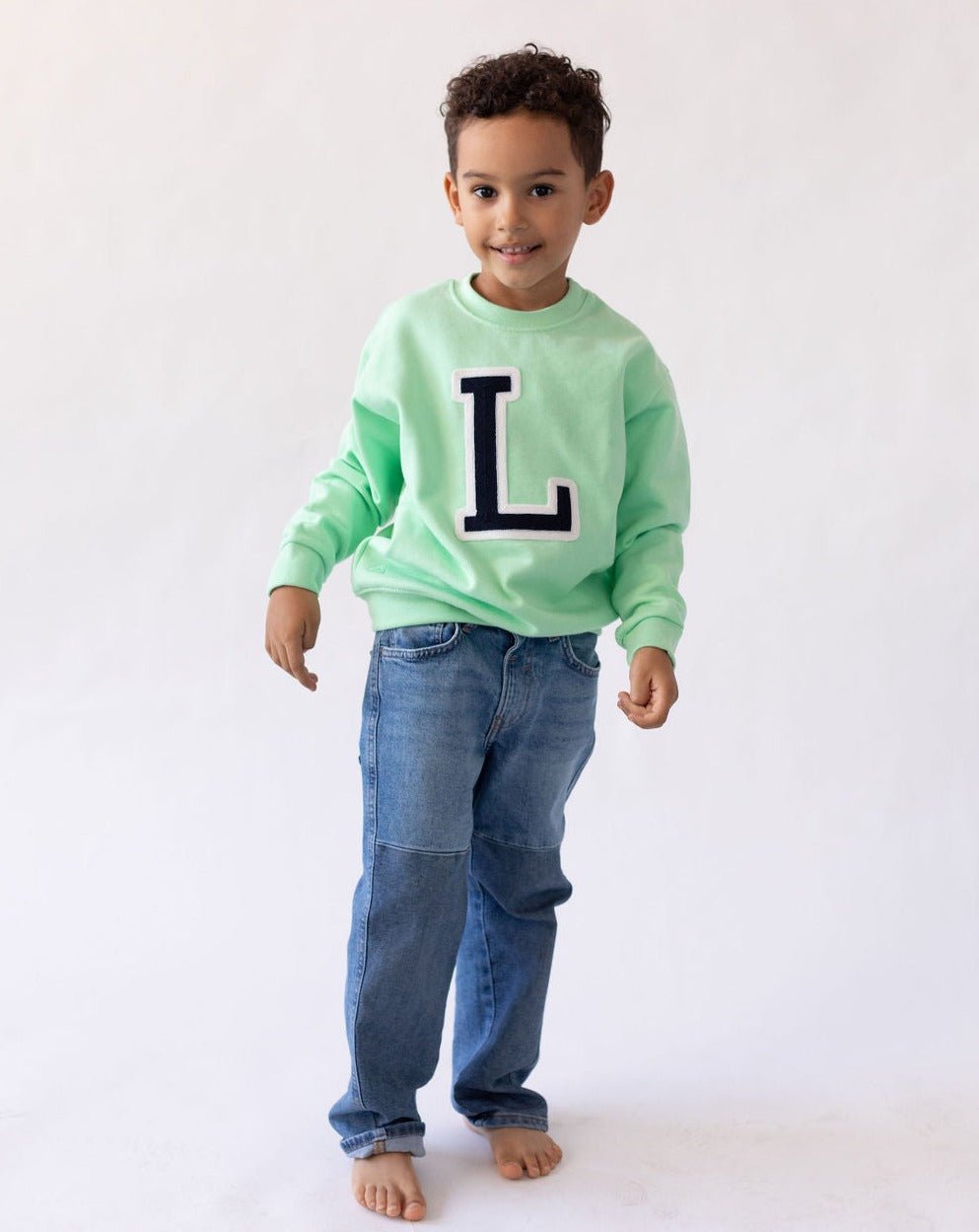 sudadera_mint_inicial_grande_Anitials_3