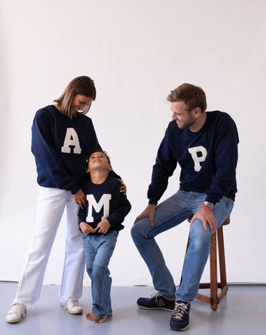 sudadera_navy_inicial_Anitials_11